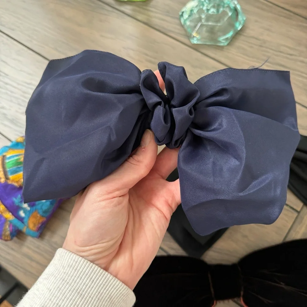 Lot of 4 Vintage 80’s giant hair bows